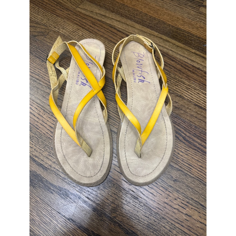 Blowfish Malibu Womens Yellow Strappy Thong Sandals Buckle Ankle Strap 9.5